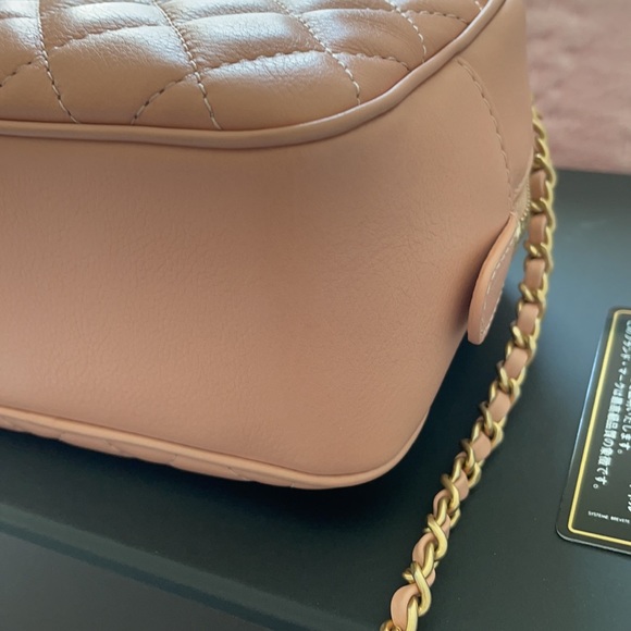 CHANEL Quilted Small Vanity Camera Bag Beige/Pink - Picture 7 of 16